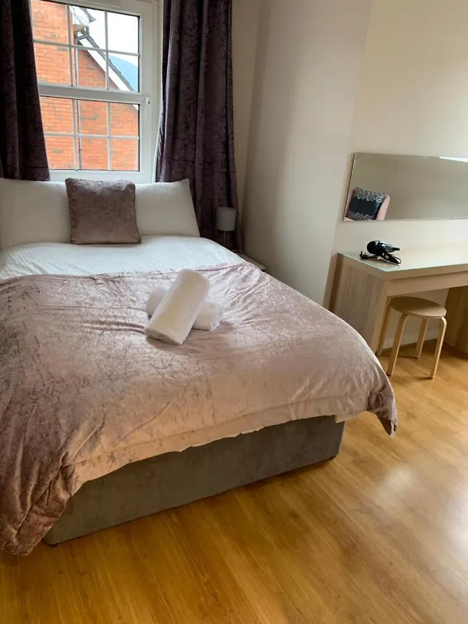 4 Bed Duplex Apartment, Belfast Lägenhet
