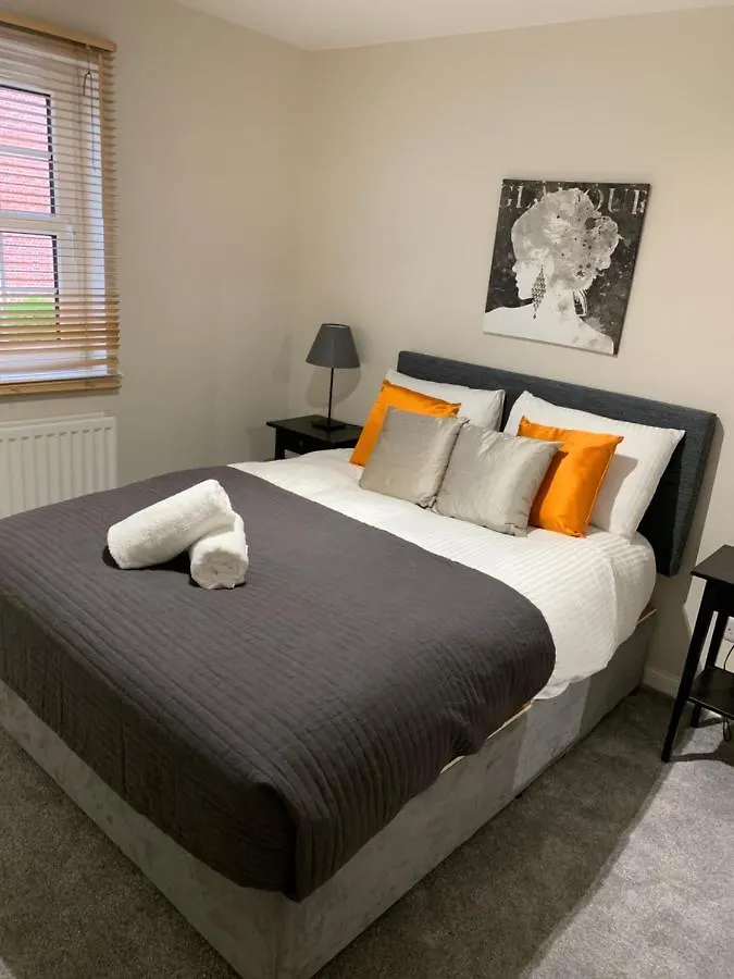 Apartment 4 Bed Duplex Apartment, Belfast