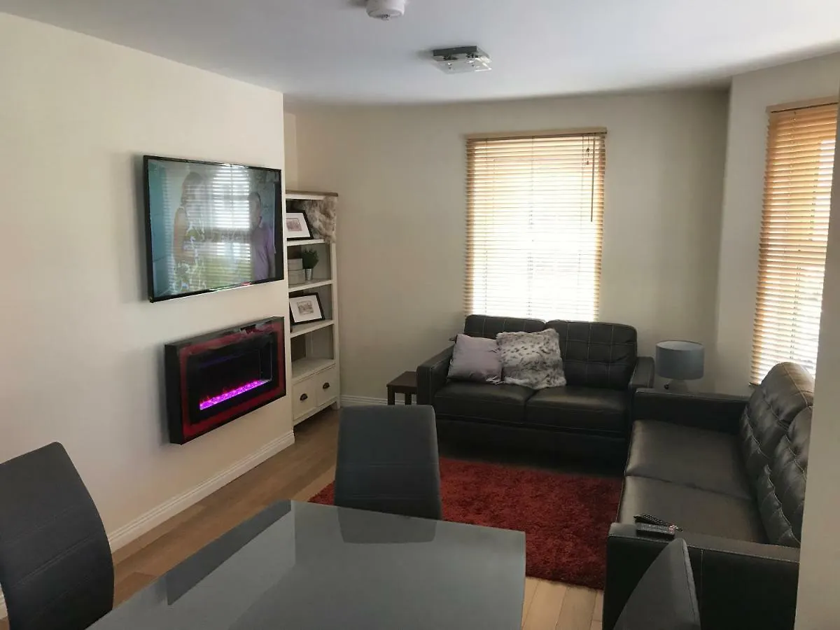 4 Bed Duplex Apartment, Belfast 0*,  United Kingdom