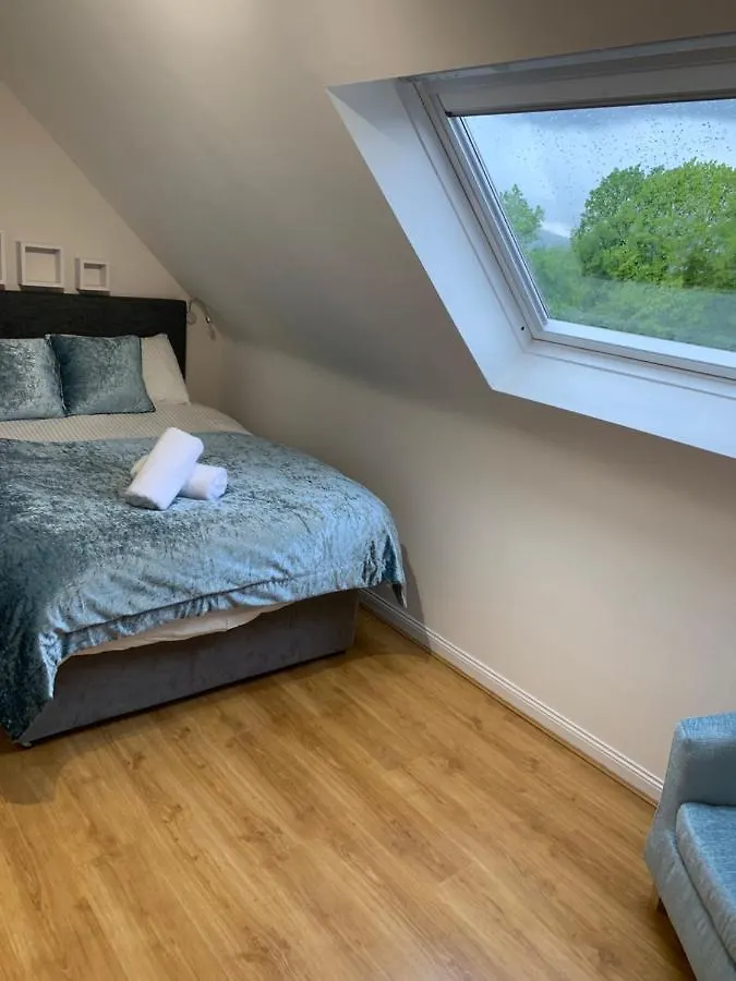 Apartment 4 Bed Duplex Apartment, Belfast United Kingdom